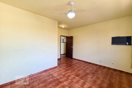 Casa para alugar com 130m², 3 quartos e 1 vaga Casa para alugar com 130m², 3 quartos e 1 vagaQuarto 1
