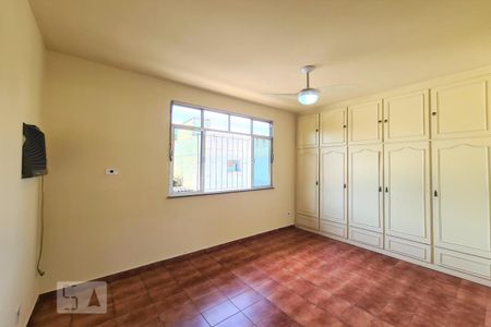Quarto 1 de casa para alugar com 3 quartos, 130m² em Quintino Bocaiúva, Rio de Janeiro