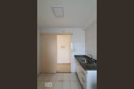 Apartamento à venda com 54m², 2 quartos e 2 vagasCozinha