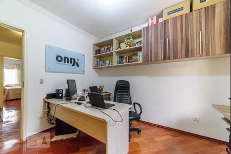 Casa para alugar com 295m², 5 quartos e 3 vagas Casa para alugar com 295m², 5 quartos e 3 vagasEscritório