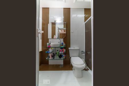 Casa para alugar com 295m², 5 quartos e 3 vagas Casa para alugar com 295m², 5 quartos e 3 vagasBanheiro da Suíte