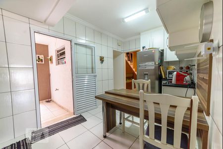 Casa para alugar com 295m², 5 quartos e 3 vagas Casa para alugar com 295m², 5 quartos e 3 vagasCozinha