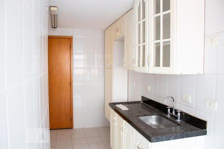 Apartamento à venda com 153m², 2 quartos e 2 vagasCozinha