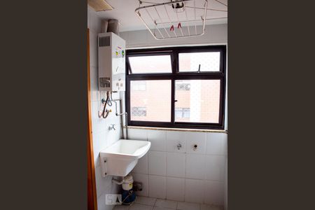 Apartamento à venda com 153m², 2 quartos e 2 vagasArea de Serviço