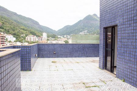 Apartamento à venda com 153m², 2 quartos e 2 vagasTerraço