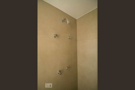 Apartamento à venda com 59m², 2 quartos e 1 vaga Apartamento à venda com 59m², 2 quartos e 1 vagaBanheiro