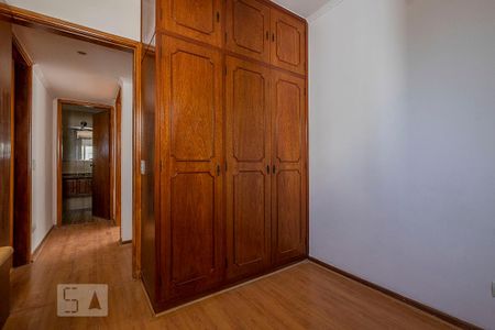 Apartamento para alugar com 90m², 3 quartos e 1 vagaQuarto 2