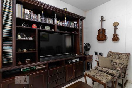 Casa à venda com 120m², 3 quartos e 1 vagaSala de Estar