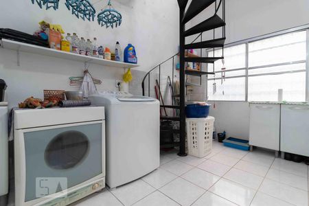 Casa à venda com 120m², 3 quartos e 1 vagaÁrea de Serviço