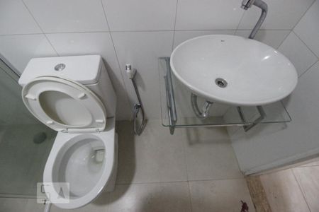 Banheiro de apartamento para alugar com 2 quartos, 60m² em Jardim Casa Pintada, São Paulo