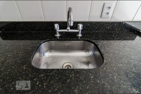 Apartamento para alugar com 65m², 2 quartos e 2 vagasCozinha