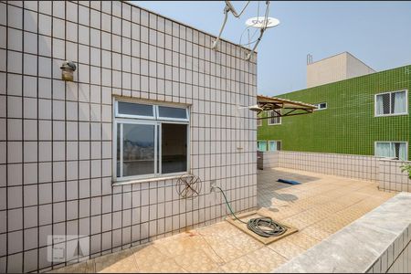 Apartamento à venda com 250m², 4 quartos e 2 vagasexterna piso 3
