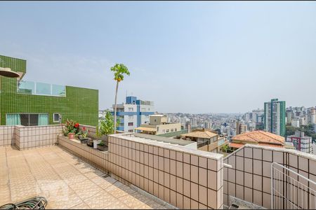 Apartamento à venda com 250m², 4 quartos e 2 vagasexterna piso 3