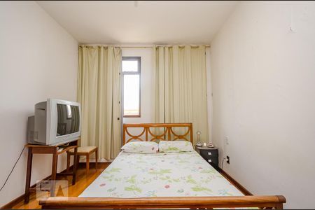 Apartamento à venda com 250m², 4 quartos e 2 vagasSuíte 1 
