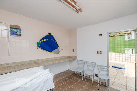 Apartamento à venda com 250m², 4 quartos e 2 vagaspiso 3