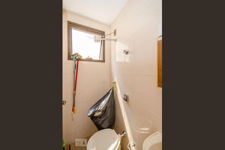 Apartamento à venda com 250m², 4 quartos e 2 vagasBanheiro de Serviço