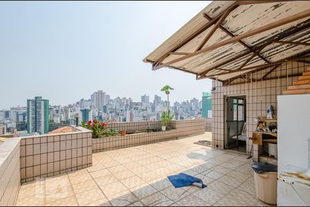 Apartamento à venda com 250m², 4 quartos e 2 vagasexterna piso 3