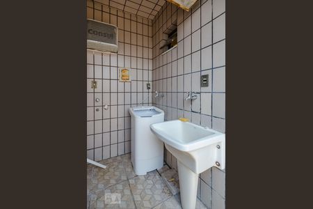 Apartamento à venda com 250m², 4 quartos e 2 vagasserviço piso 2