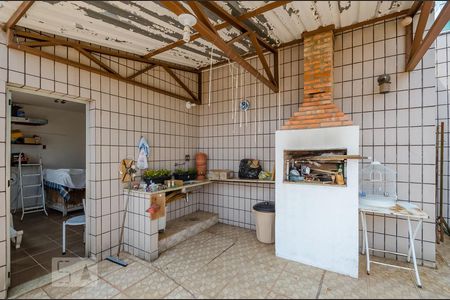 Apartamento à venda com 250m², 4 quartos e 2 vagasexterna piso 3