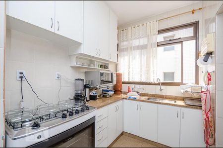 Apartamento à venda com 250m², 4 quartos e 2 vagasCozinha