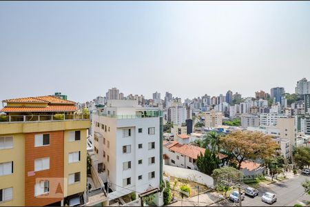Apartamento à venda com 250m², 4 quartos e 2 vagasSuíte 1 
