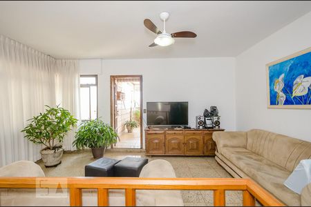 Apartamento à venda com 250m², 4 quartos e 2 vagasSala piso 2