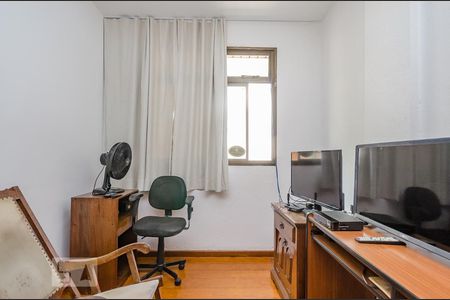Apartamento à venda com 250m², 4 quartos e 2 vagasQuarto 3