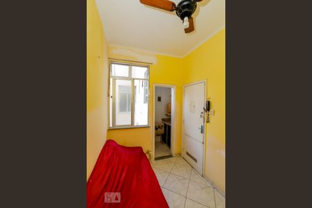 Apartamento à venda com 30m², 1 quarto e sem vaga Apartamento à venda com 30m², 1 quarto e sem vagaSala