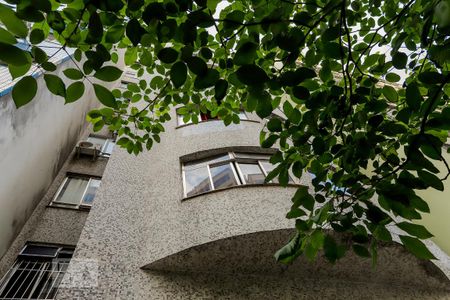 Apartamento à venda com 30m², 1 quarto e sem vaga Apartamento à venda com 30m², 1 quarto e sem vagaFachada