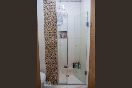 Casa à venda com 118m², 3 quartos e 3 vagasBanheiro