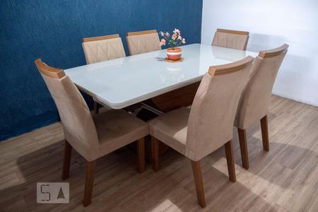 Casa à venda com 118m², 3 quartos e 3 vagasCopa