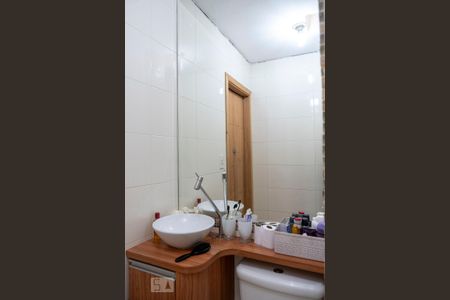 Casa à venda com 118m², 3 quartos e 3 vagasBanheiro