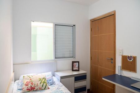 Casa à venda com 118m², 3 quartos e 3 vagasQuarto 2