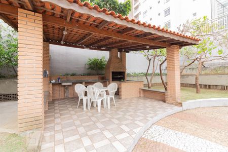 Apartamento à venda com 150m², 2 quartos e 2 vagas Apartamento à venda com 150m², 2 quartos e 2 vagasÁrea comum - Churrasqueira