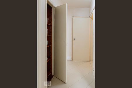 Apartamento à venda com 147m², 3 quartos e sem vagaCorredor