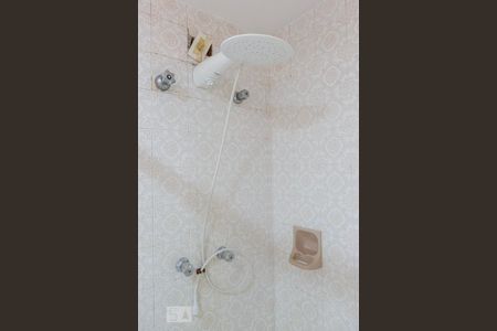 Apartamento à venda com 147m², 3 quartos e sem vagaChuveiro