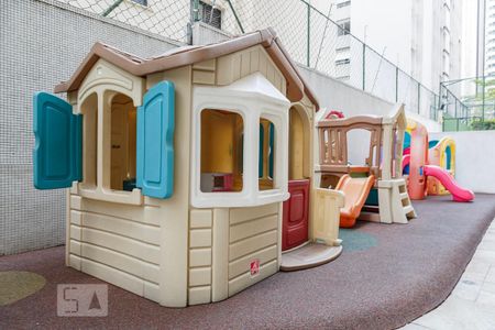 Apartamento à venda com 147m², 3 quartos e sem vagaPlayground