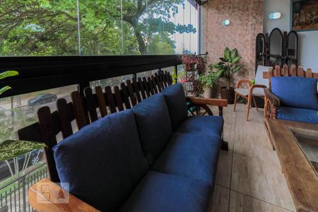 Sala de Estar de apartamento à venda com 4 quartos, 220m² em Barra da Tijuca, Rio de Janeiro