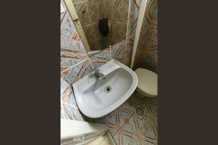 Casa à venda com 150m², 1 quarto e sem vaga Casa à venda com 150m², 1 quarto e sem vagaBanheiro 2