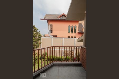 Casa à venda com 383m², 3 quartos e 6 vagasSuíte 2 - varanda