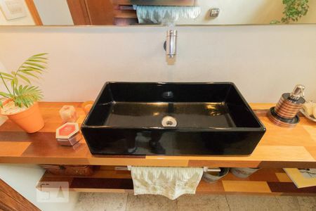 Lavabo de casa à venda com 3 quartos, 383m² em City América, São Paulo