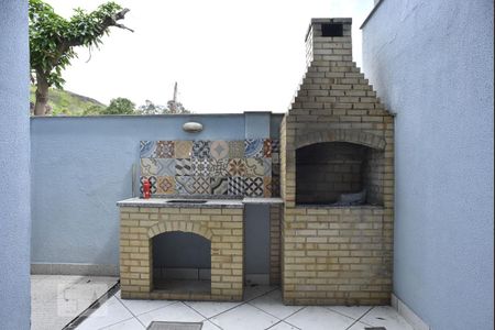 Casa de condomínio à venda com 255m², 4 quartos e 1 vagaChurrasqueira