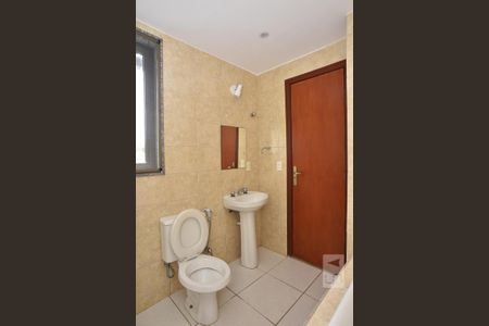 Casa de condomínio à venda com 255m², 4 quartos e 1 vagaBanheiro da Suíte 4