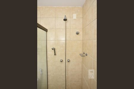 Casa de condomínio à venda com 255m², 4 quartos e 1 vagaBanheiro da Suíte 2