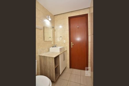 Casa de condomínio à venda com 255m², 4 quartos e 1 vagaBanheiro da Suíte 3