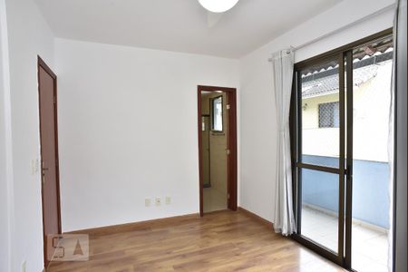 Casa de condomínio à venda com 255m², 4 quartos e 1 vagaSuíte 2