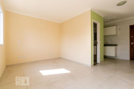 Quarto/Sala de kitnet/studio para alugar com 1 quarto, 27m² em Parque Peruche , São Paulo
