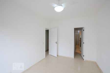 Apartamento à venda com 98m², 2 quartos e 1 vagaSuíte
