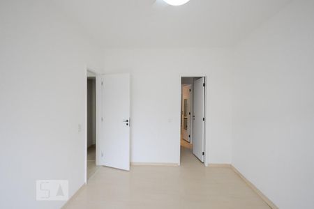 Apartamento à venda com 98m², 2 quartos e 1 vagaSuíte