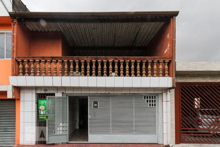 Casa à venda com 100m², 2 quartos e 2 vagasFachada